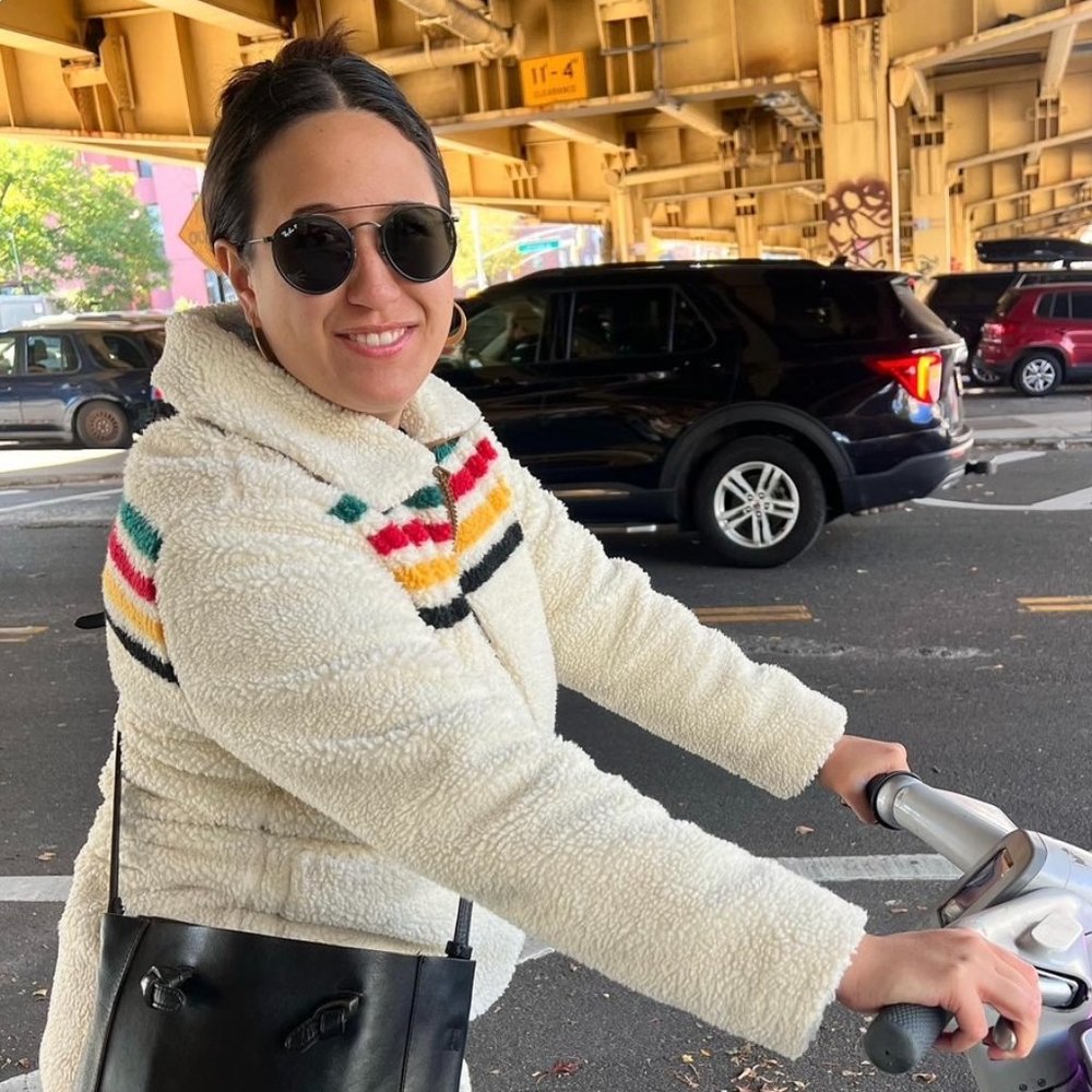 Meet your Posher, April